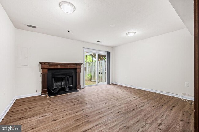 Building Photo - 2902 Jessica Ct