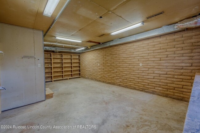 Building Photo - 109 Snowcap Dr