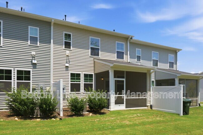 Building Photo - 260 Garden Vine Trl