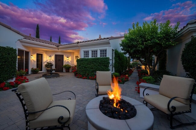 Building Photo - 79365 Mandarina