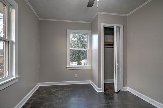 Building Photo - 108 Cottonwood Dr