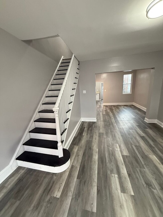 Building Photo - Beautiful three bedroom townhome available in Somerdale