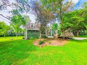 Building Photo - 32357 Homestead Cir
