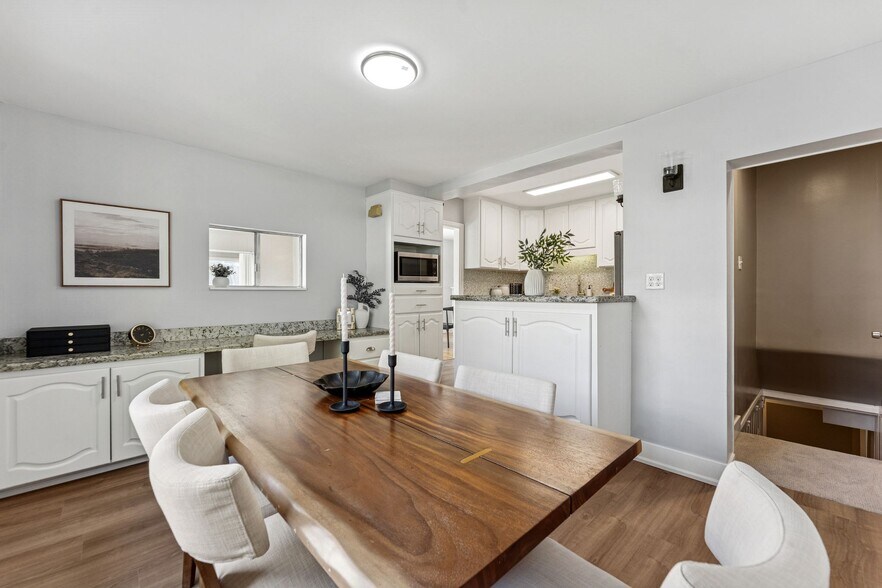 Building Photo - 2937 S 900 E