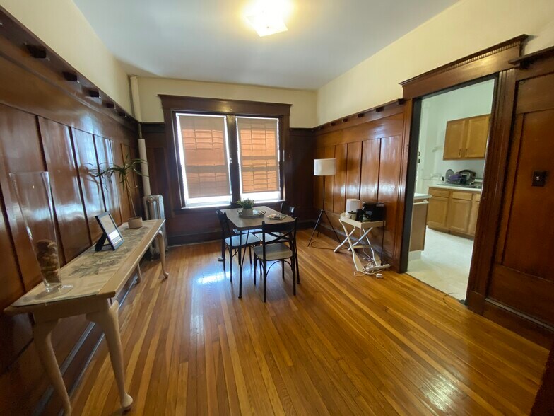 Building Photo - 116 Englewood Ave