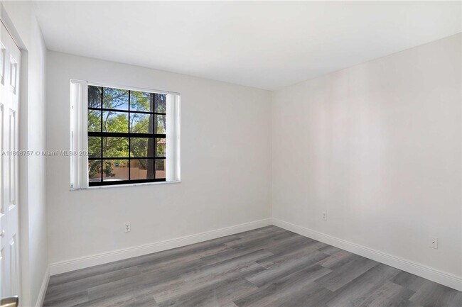 Building Photo - 3570 Magellan Cir
