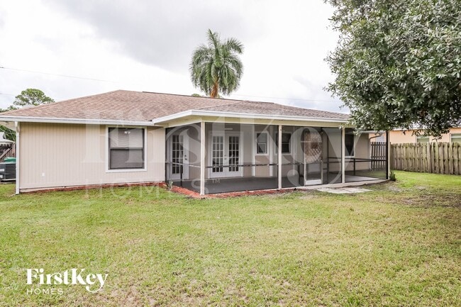 Building Photo - 2078 SW Idaho Ln