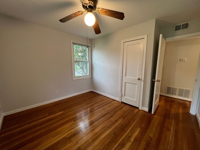 Building Photo - Delightful 1 Level 4 Bedroom Home On Exten...