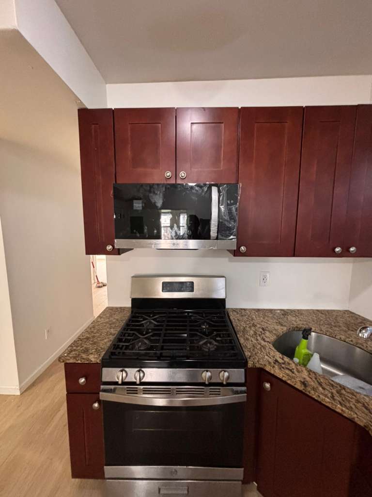 Building Photo - 60 S 12th St