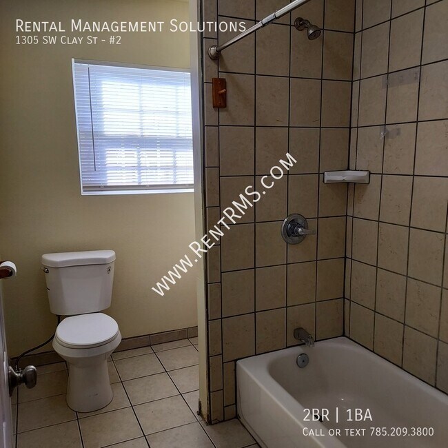 Building Photo - 1305 SW Clay St