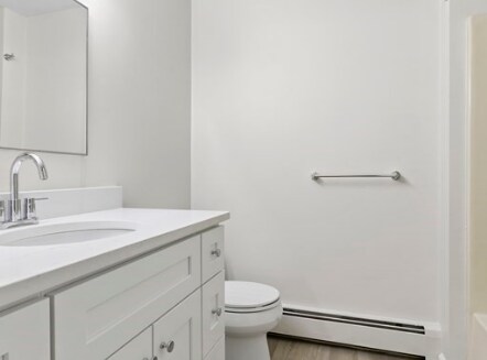 Building Photo - 324 W 3rd St