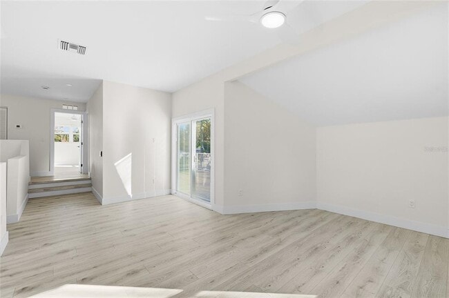 Building Photo - 1801 Laurence Ct