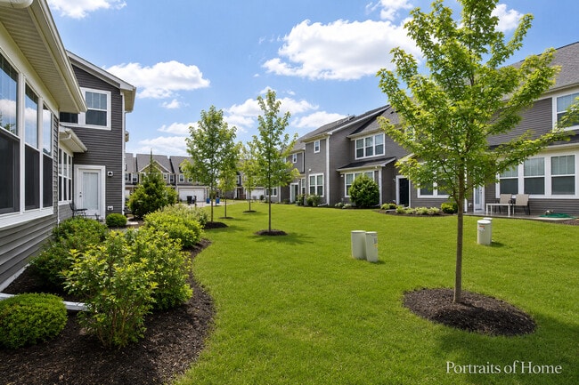 Building Photo - 460 Watercress Dr