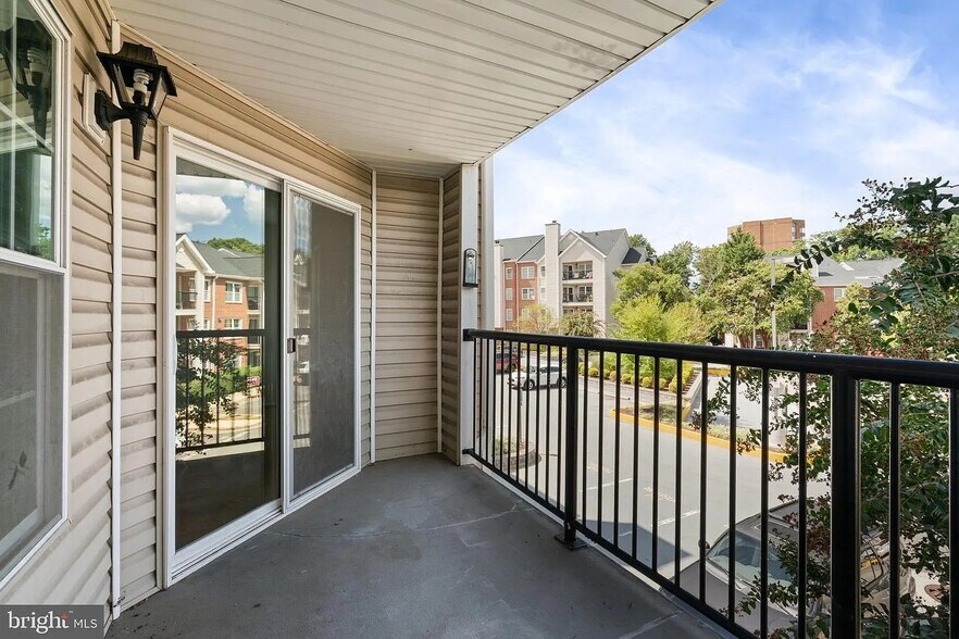 Building Photo - 3311 Wyndham Cir