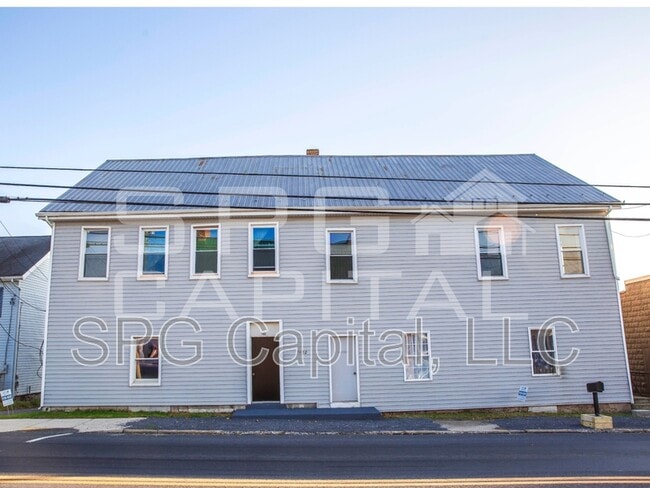 Primary Photo - 7402 Lincoln Way W