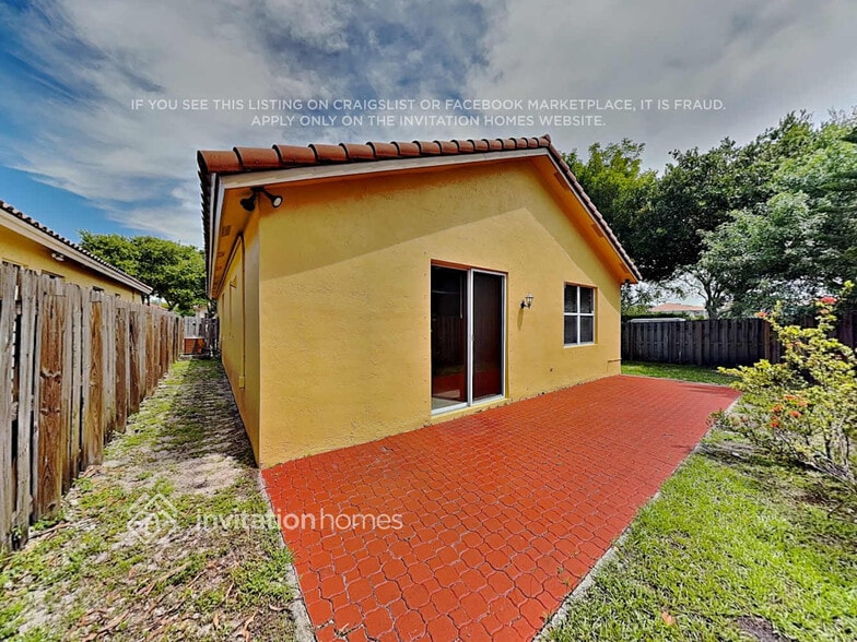 Building Photo - 12710 SW 53rd St