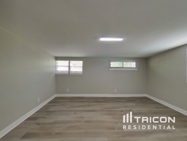 Building Photo - 1524 Watts Ave