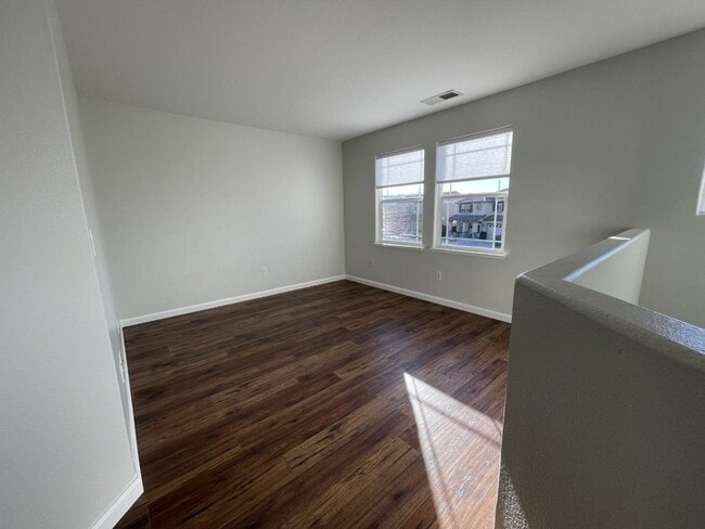 Building Photo - One-of-a-Kind Turnkey Sparks Home!