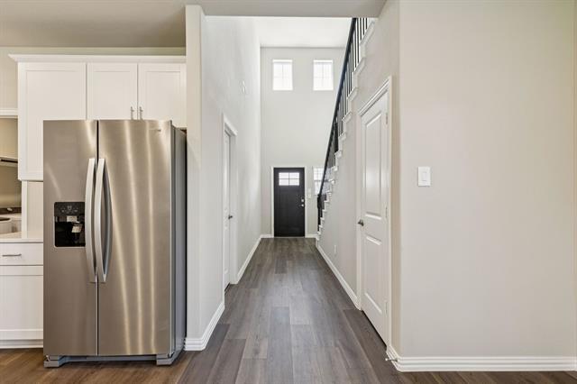 Building Photo - 4018 Sandstone Dr