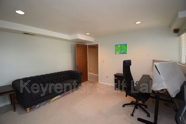 Building Photo - 4754 Idlewild Rd