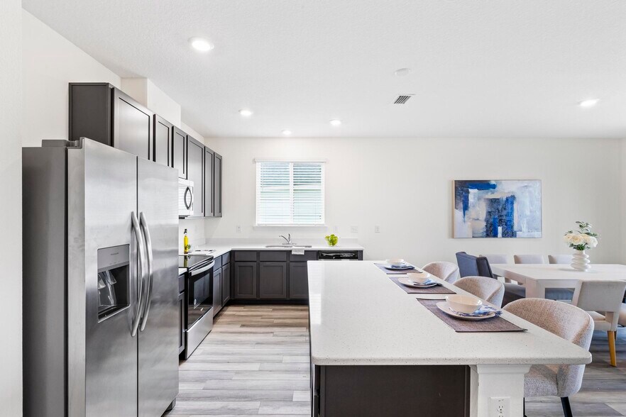 Building Photo - 85 Las Casitas Blvd