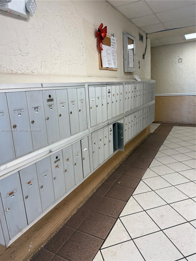 Building Photo - 5755 W 20th Ave