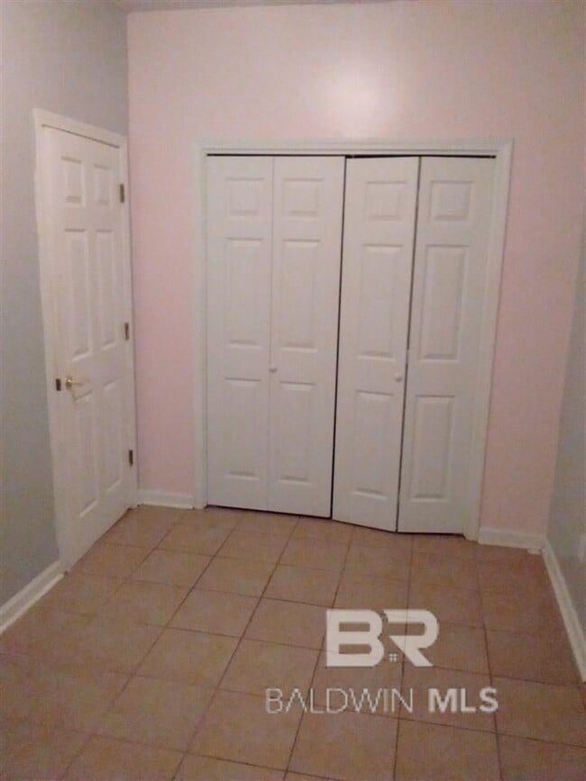 Building Photo - 1129 Sloane Cove