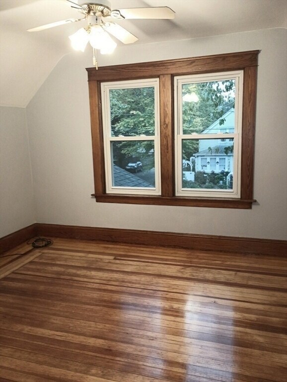 Building Photo - 112-116 Ledge Rd