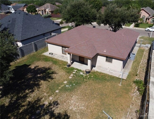Building Photo - 301 Jessica Jane Ave