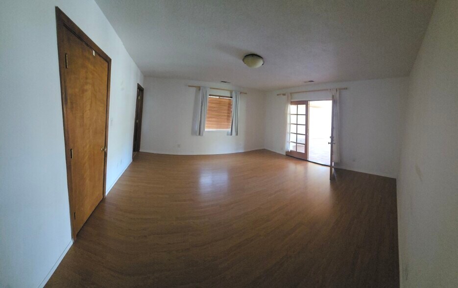 Master - 74 Camino De Las Huertas