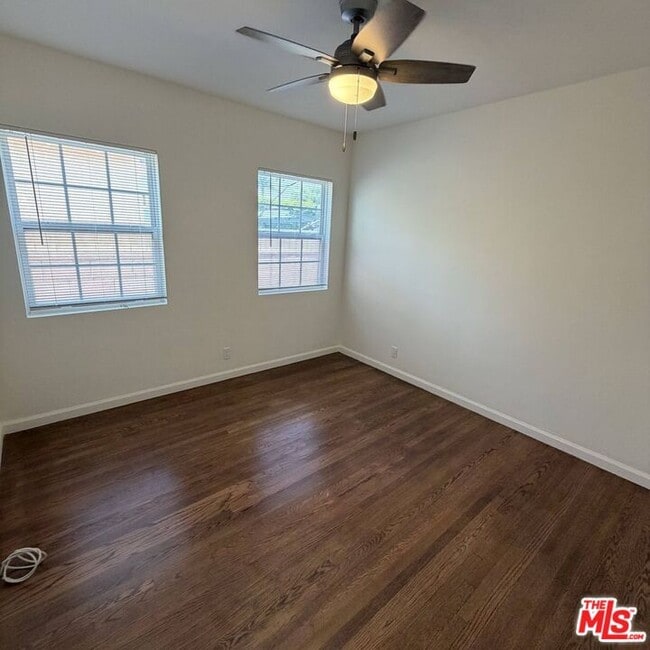 Building Photo - 1104 N Frederic St