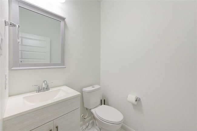 Building Photo - 2943 Shadowbrook Chase Ln