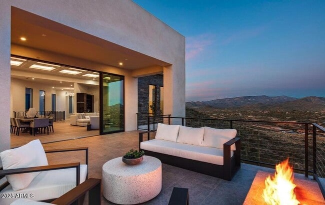 Building Photo - 4880 E Lone Mountain Rd N