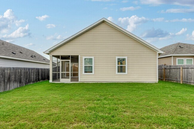 Building Photo - 19616 Caymus Dr