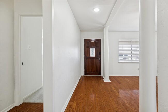 Building Photo - 9642 Judalon Ln