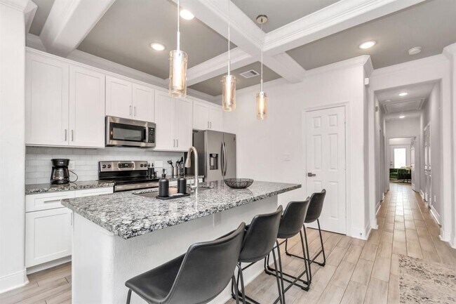 Building Photo - 4506 Aledo St