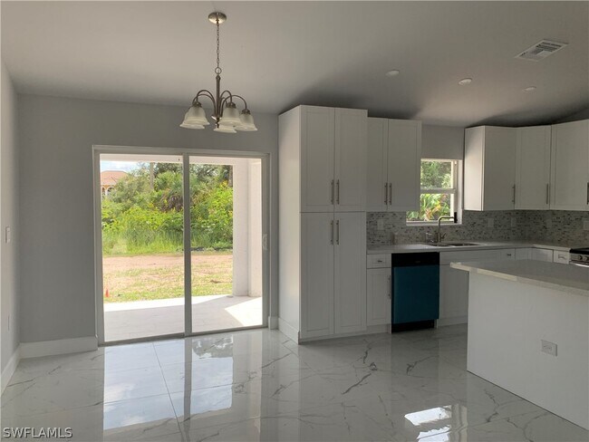 Building Photo - 3211-3243 43rd St SW