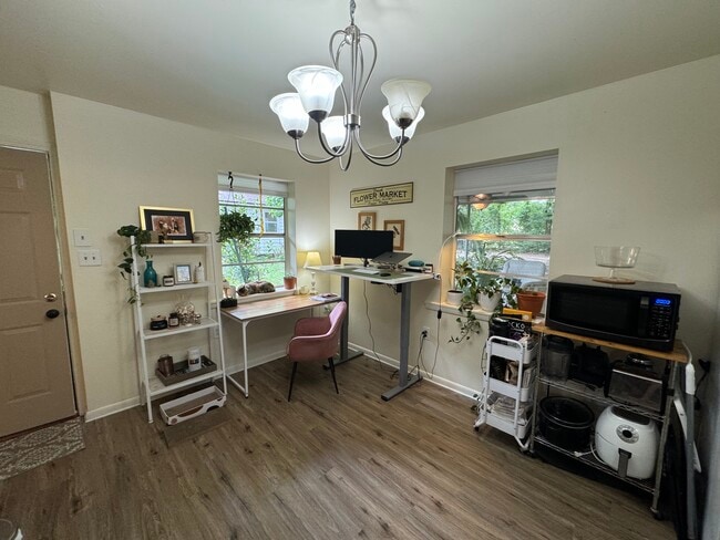 Building Photo - 1808 Dewrell Sq