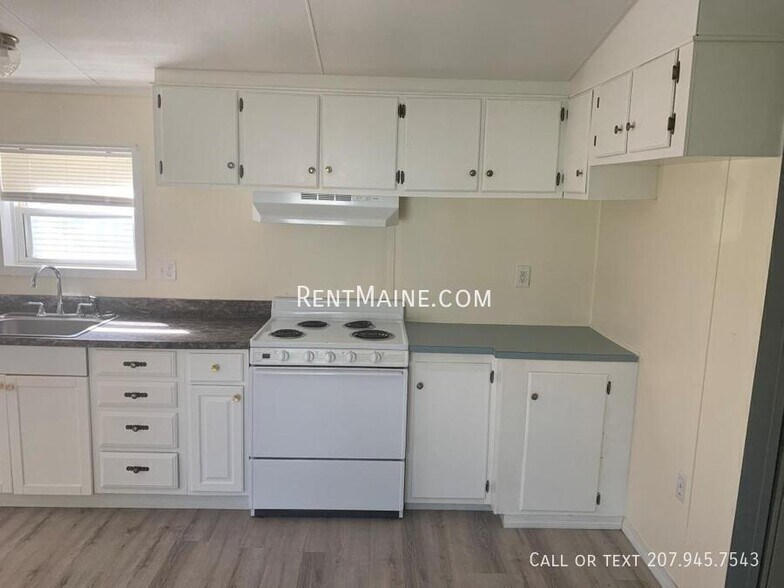 Building Photo - 27 Pheasant Hill Mobile Home Park