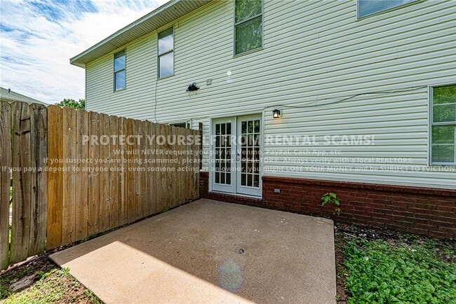 Building Photo - 3064 Mica St