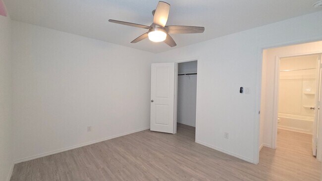 Building Photo - Half Off 1st Full Month Rent Northwest San Antonio Waterwheel Home