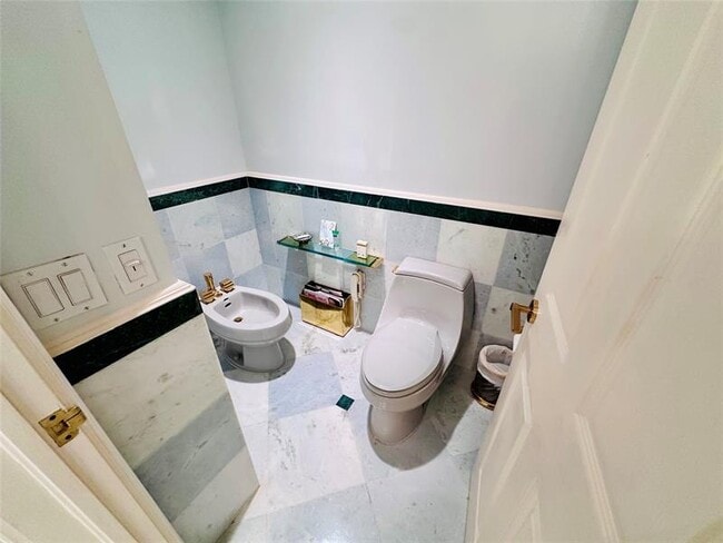 Building Photo - 6001 N Ocean Dr