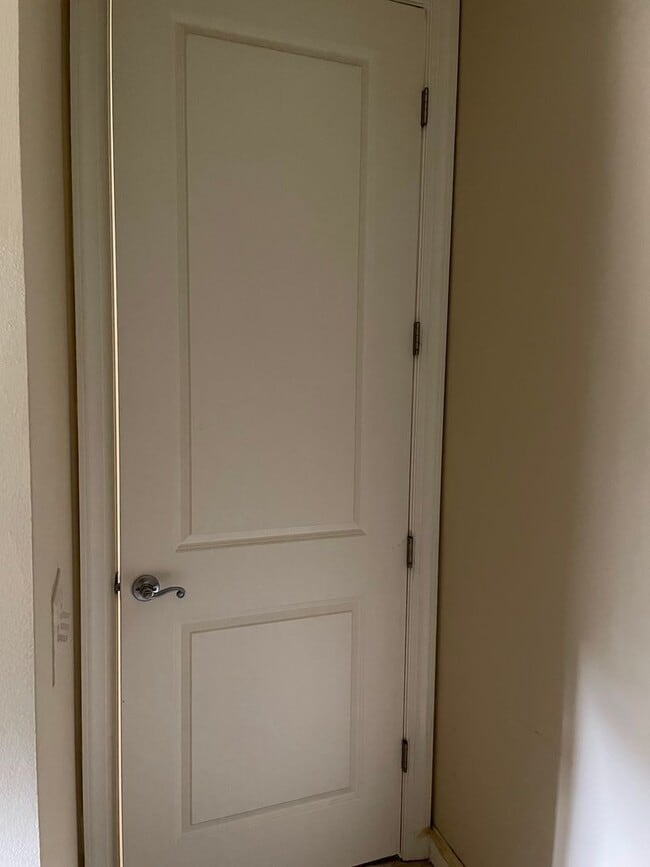 Building Photo - Great 3 Bedroom home - Coming from March 20th