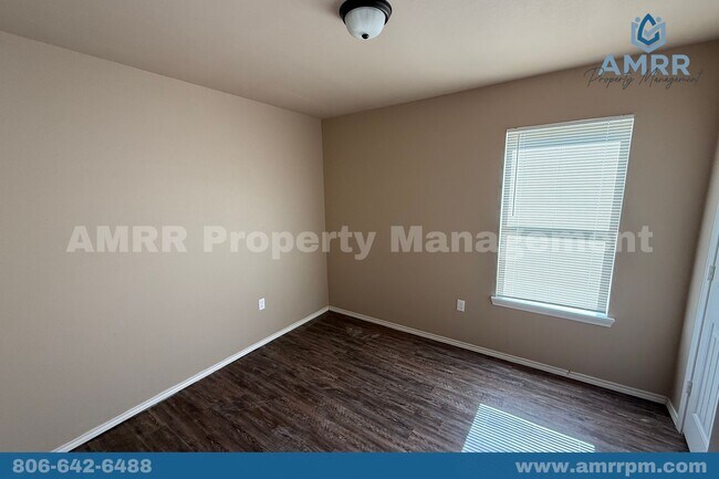 Building Photo - 3 Bedroom Home In North Lubbock!