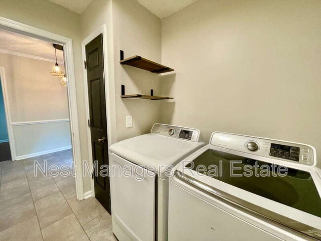 Building Photo - 6736 St Julian Way
