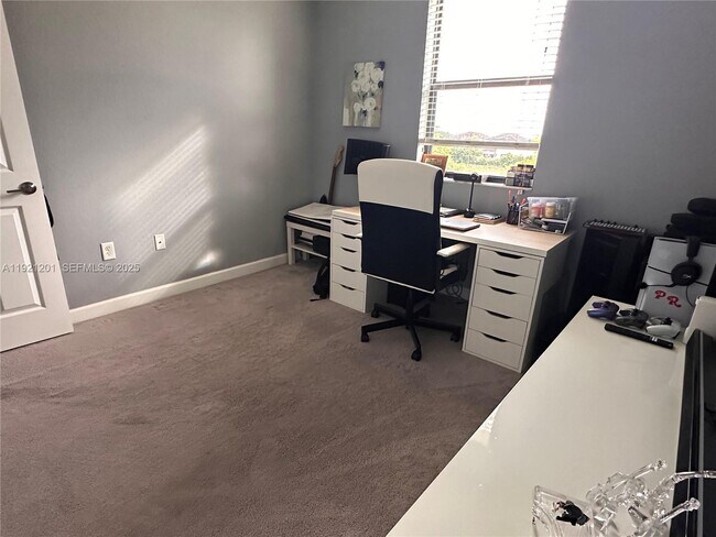 Building Photo - 3378 W 100th Terrace