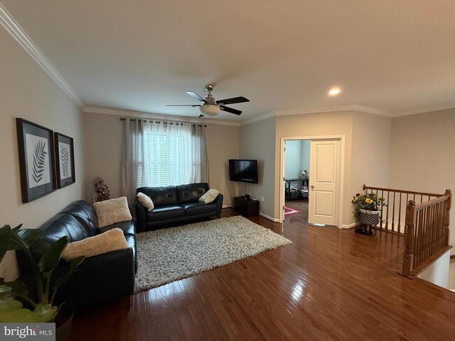 Building Photo - 42218 Castle Ridge Square