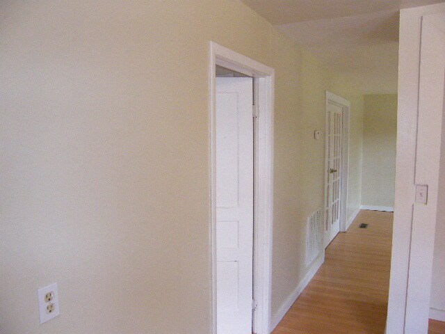 Building Photo - 1509 Russell St