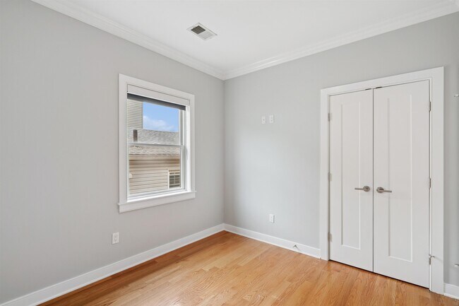 Building Photo - 225 Columbia Ave