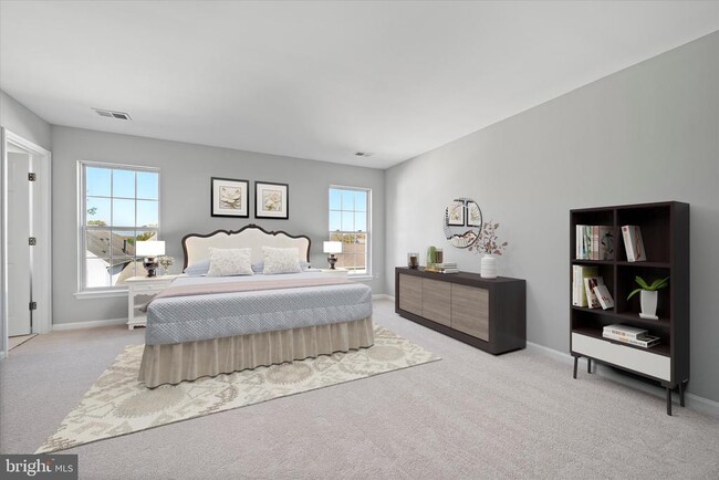 Building Photo - 103 Holmes St